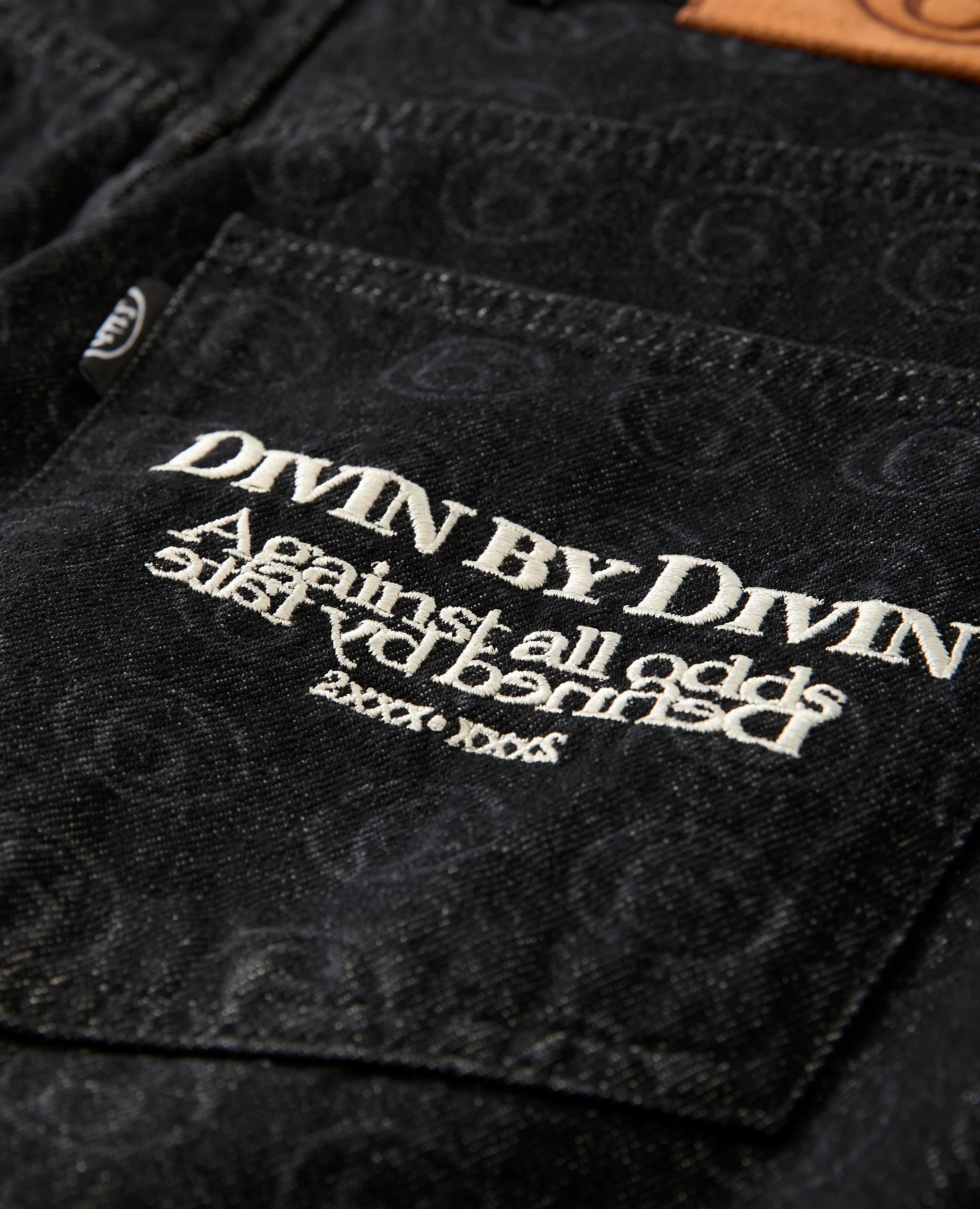 BLACK 6STARS DENIM - Image 3