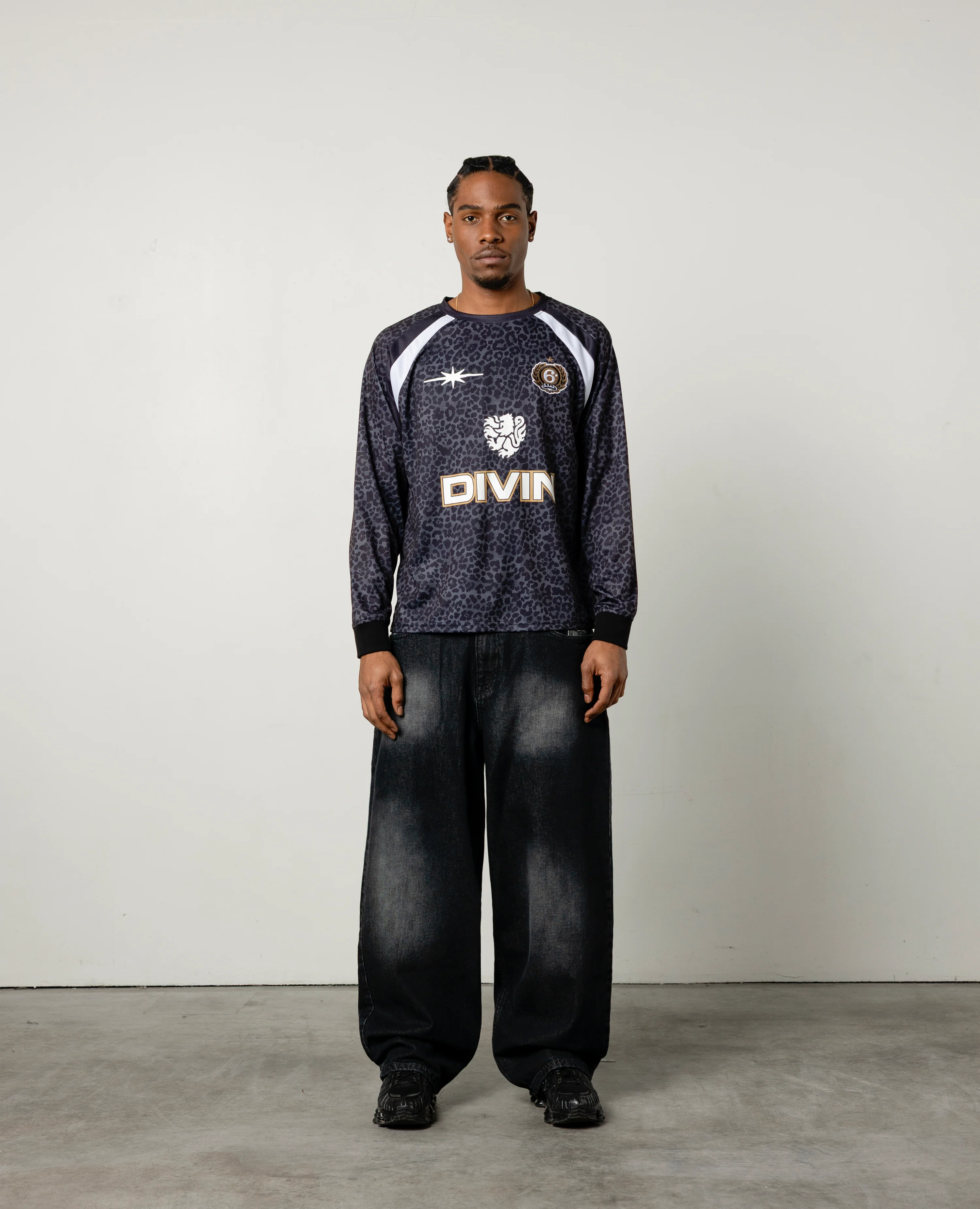 BLACK ANIMALS JERSEY LONGSLEEVES - Image 4