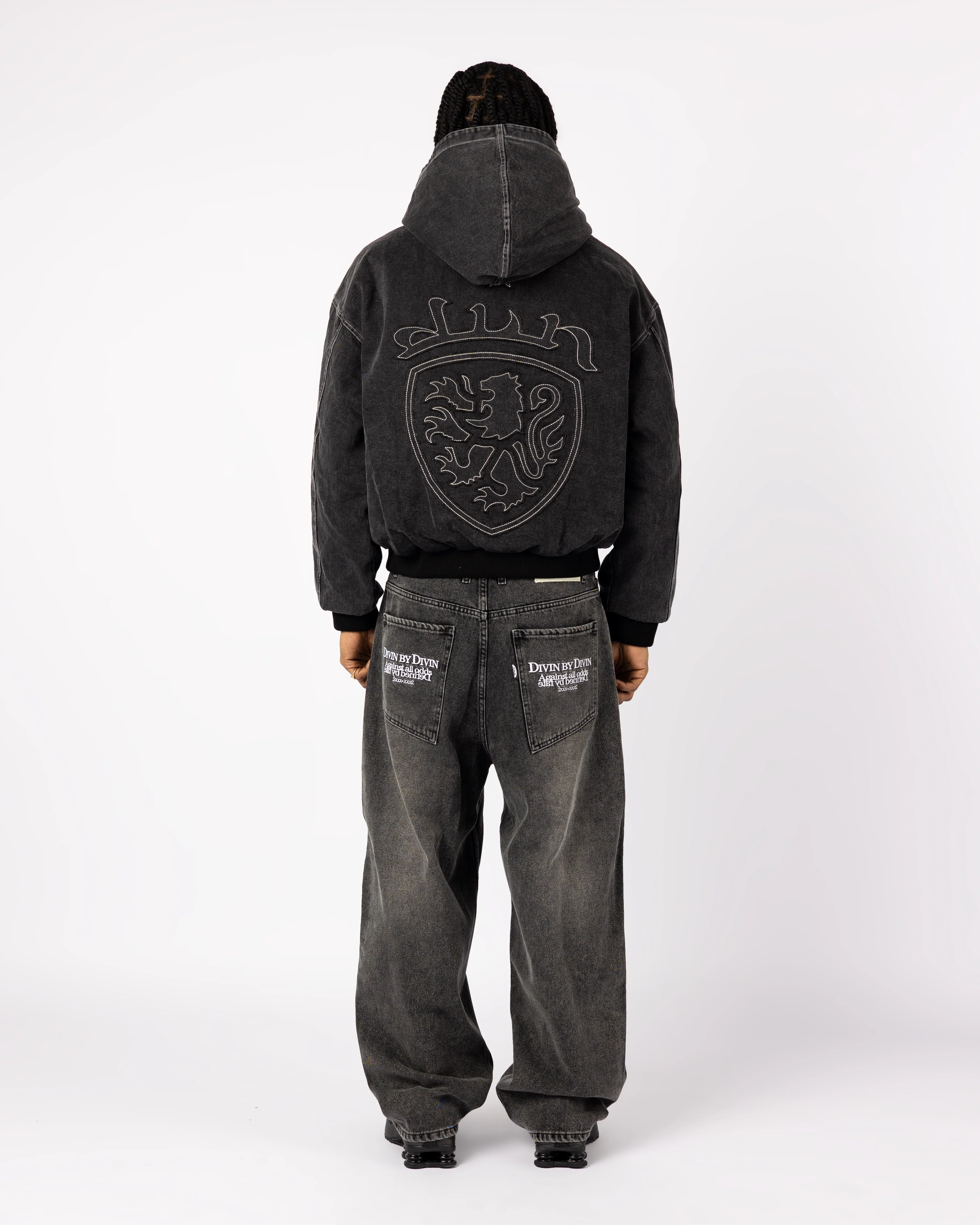 BLACK COAT-OF-ARMS JACKET - Image 5