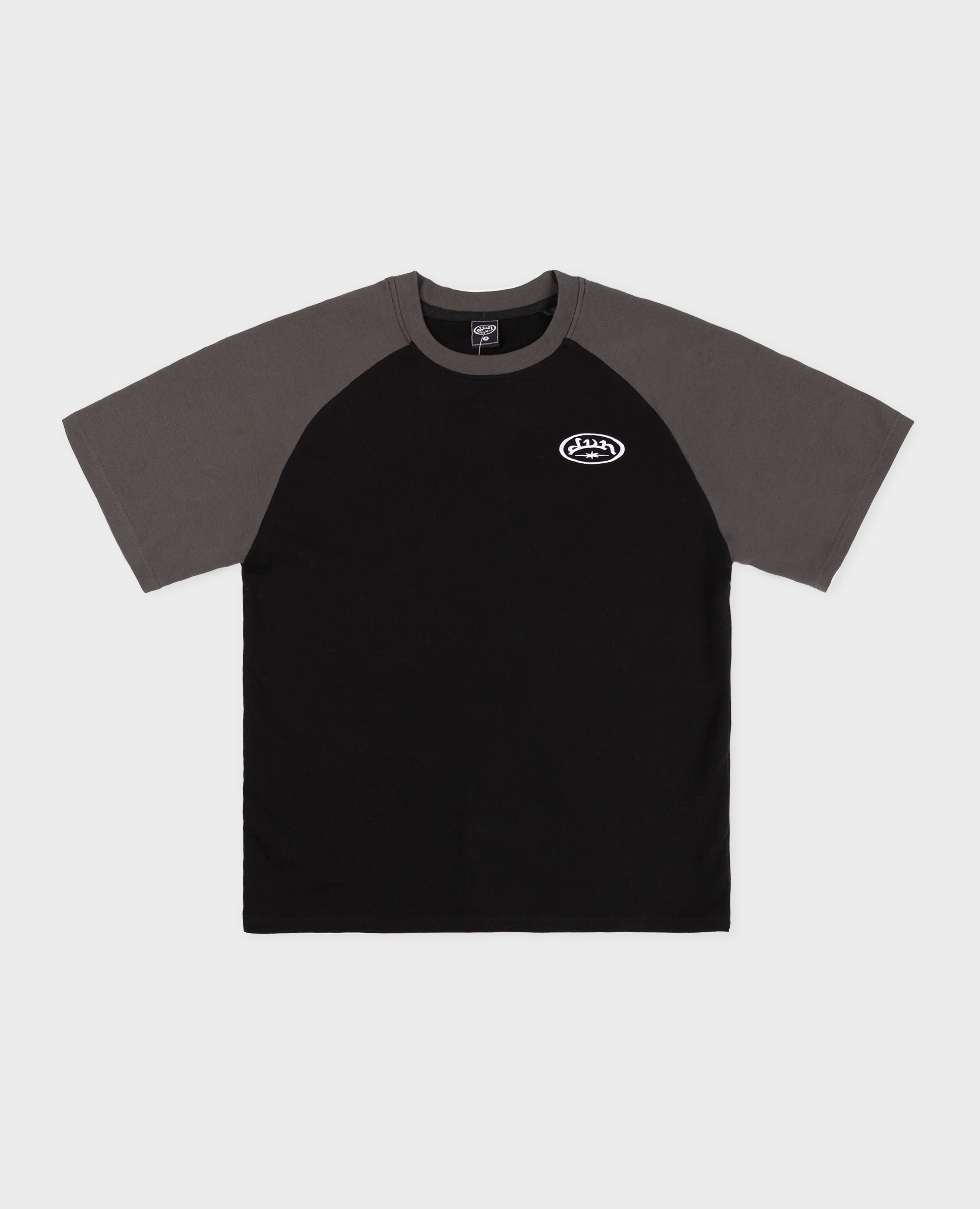 BLACK FUTURA1 RAGLAN T-SHIRT - Image 2