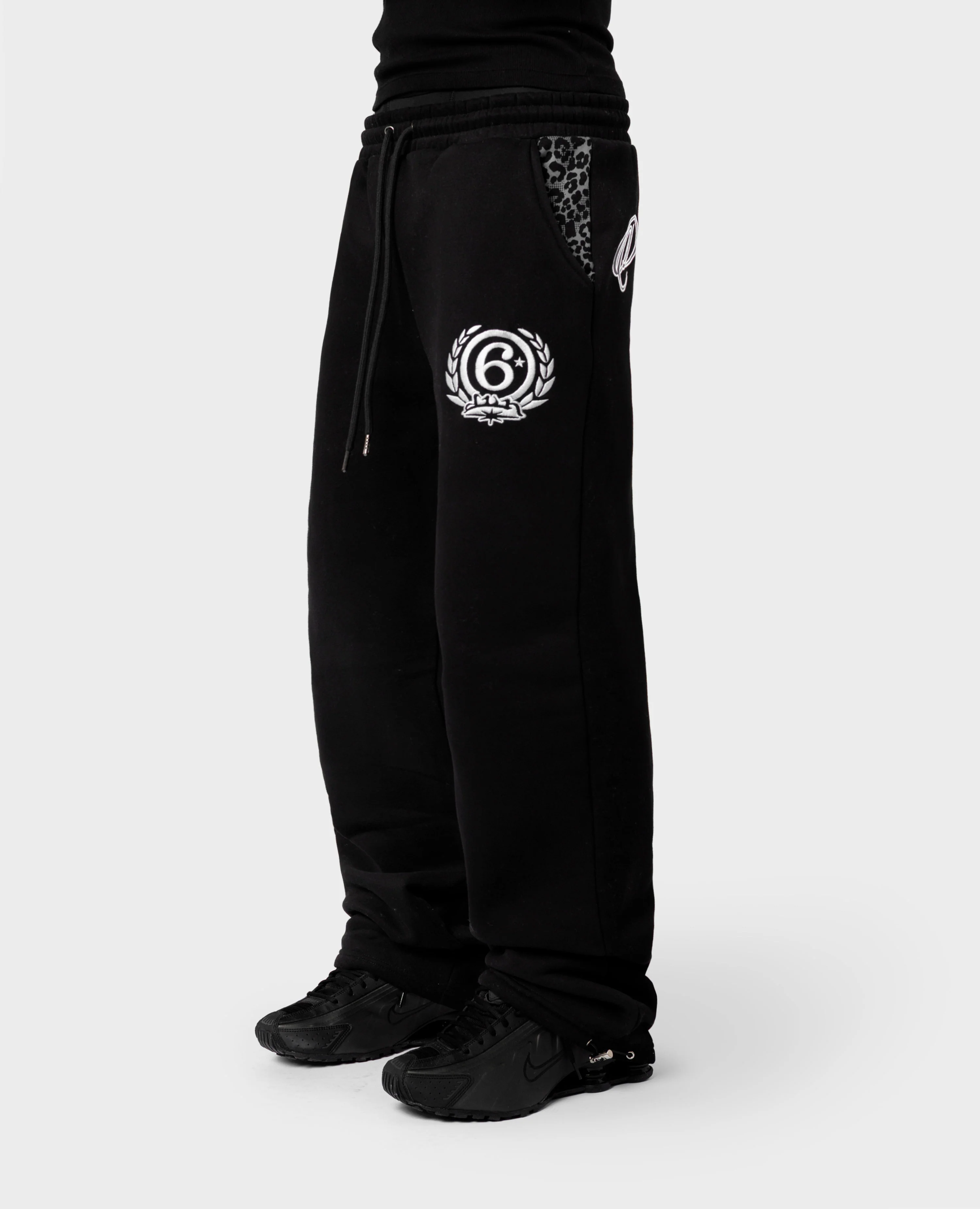 BLACK LEOPARD JOGGER - Image 7