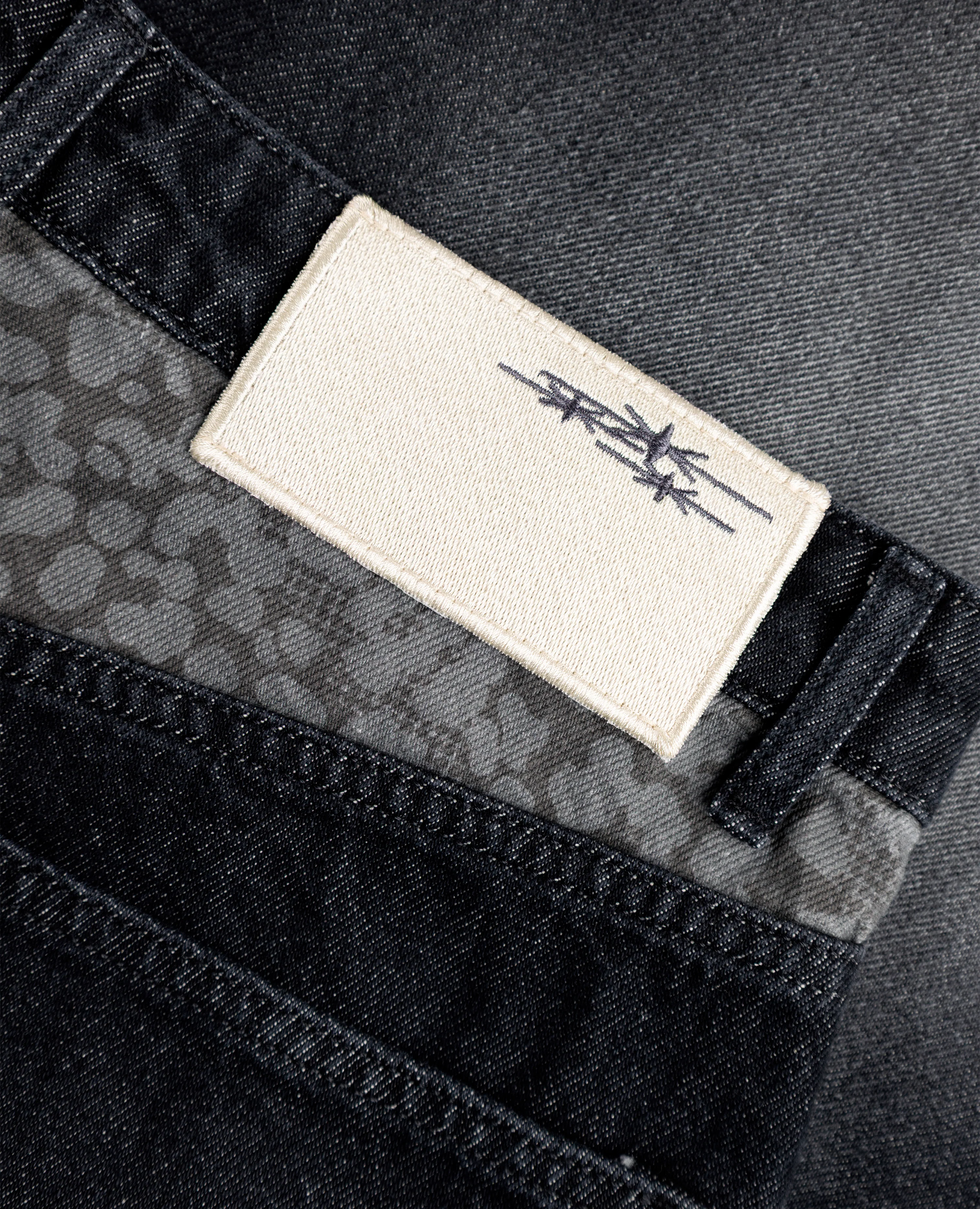 BLACK LEOPARD POCKET DENIM JORT - Image 5