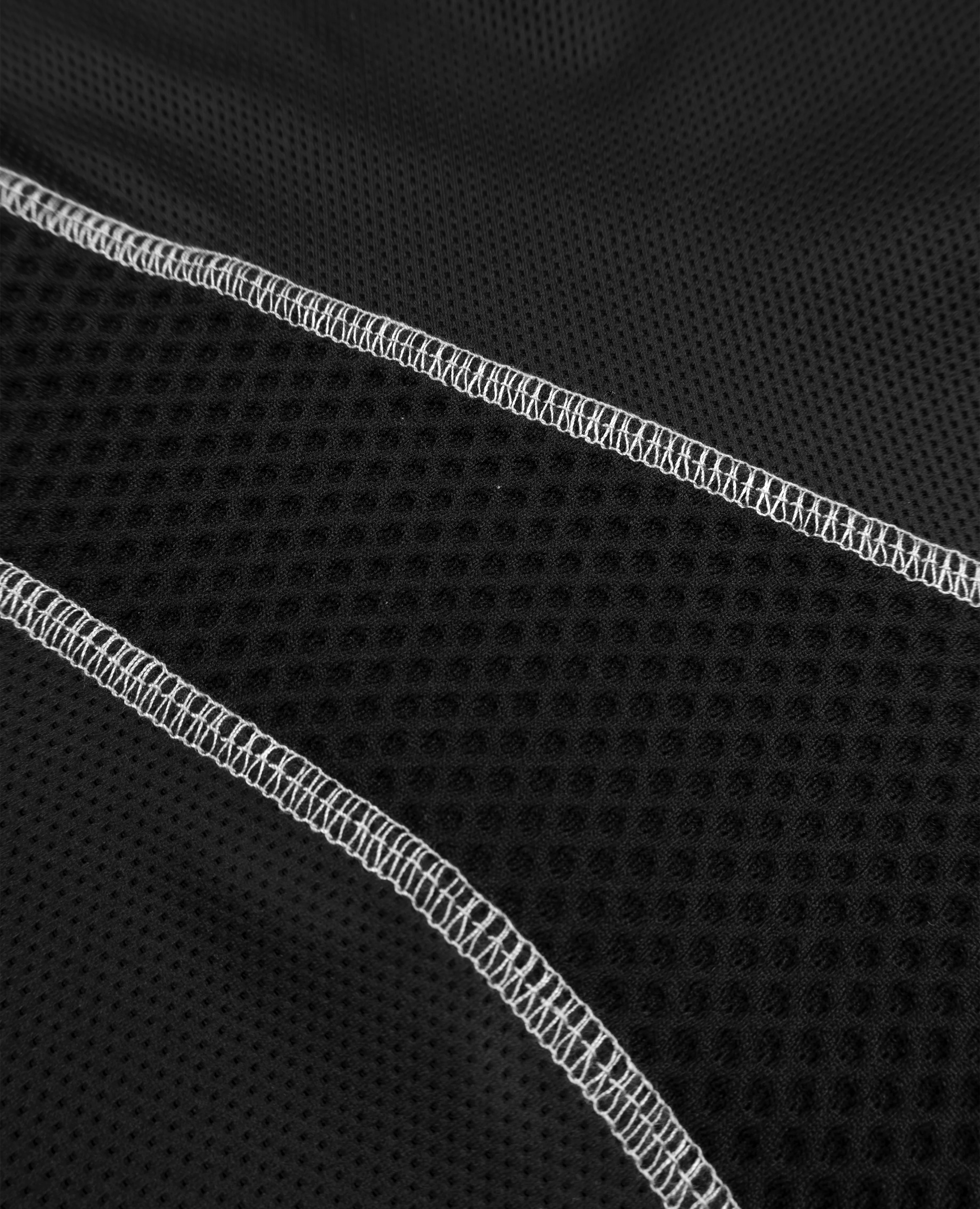 BLACK TECH LINES T-SHIRT - Image 3