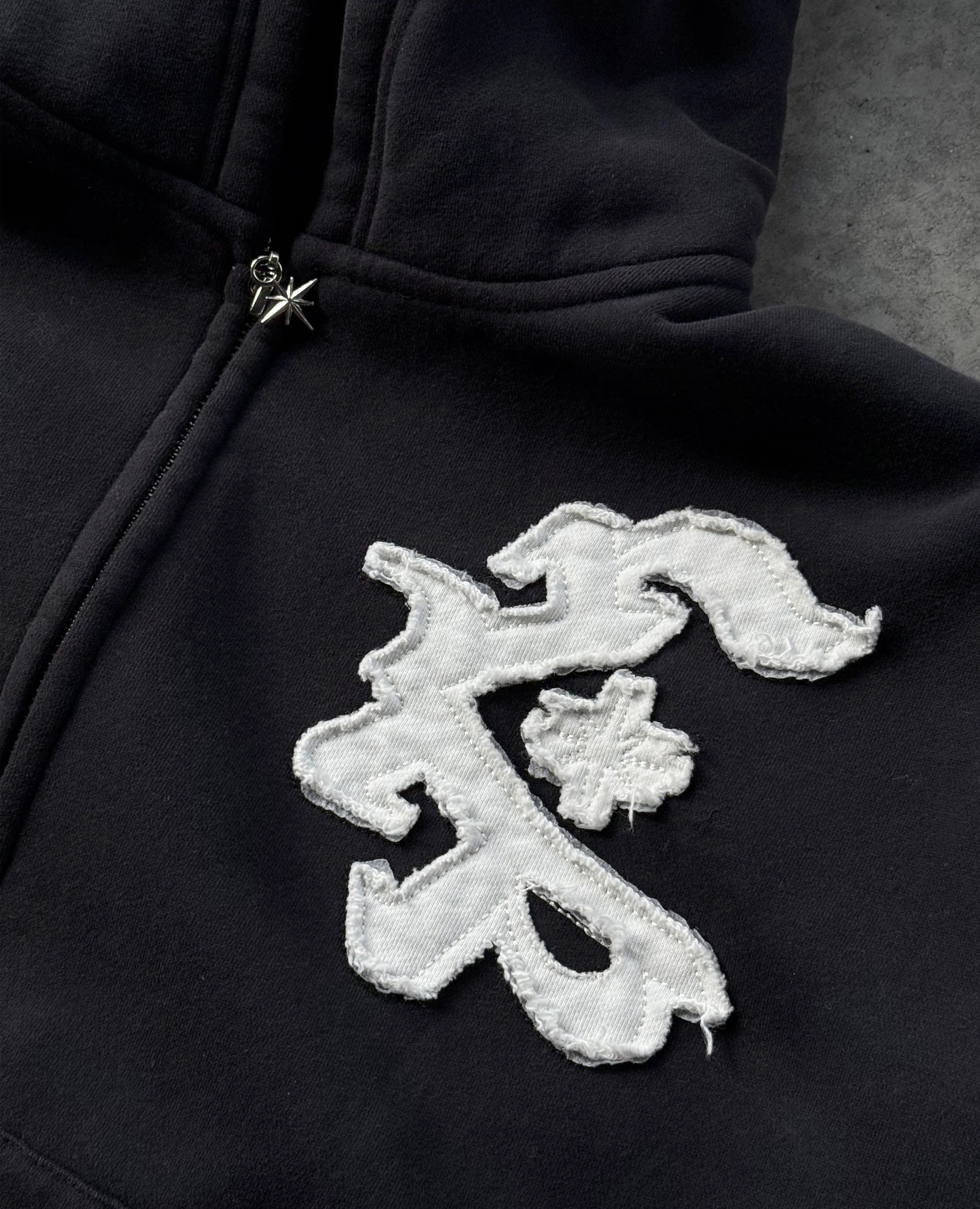 DARK-TWISTED ZIP - Image 3