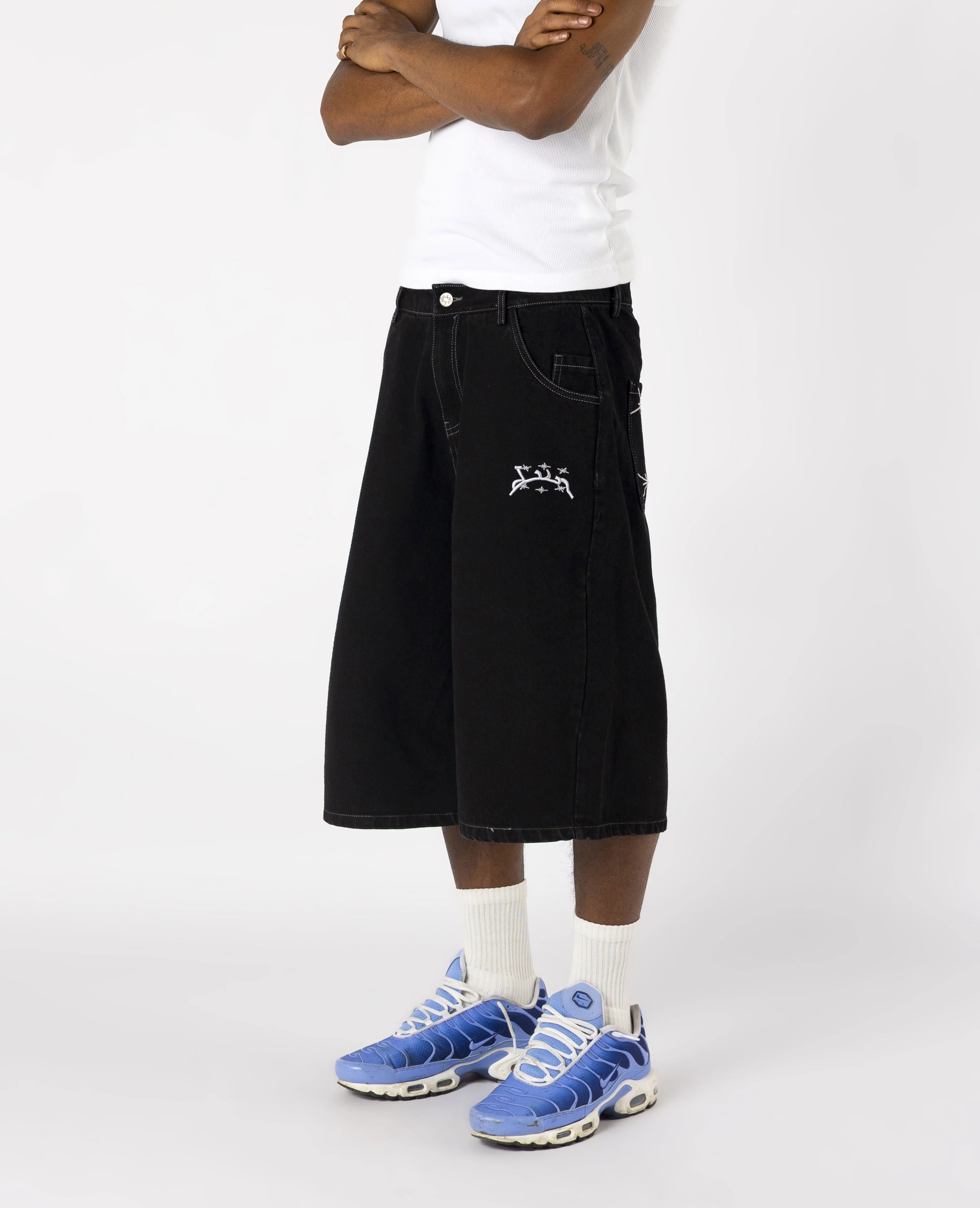 BLACK DENIM JORT - Image 4